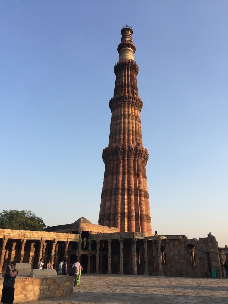 Qutb Minar, 5 storey minaret in Delhi